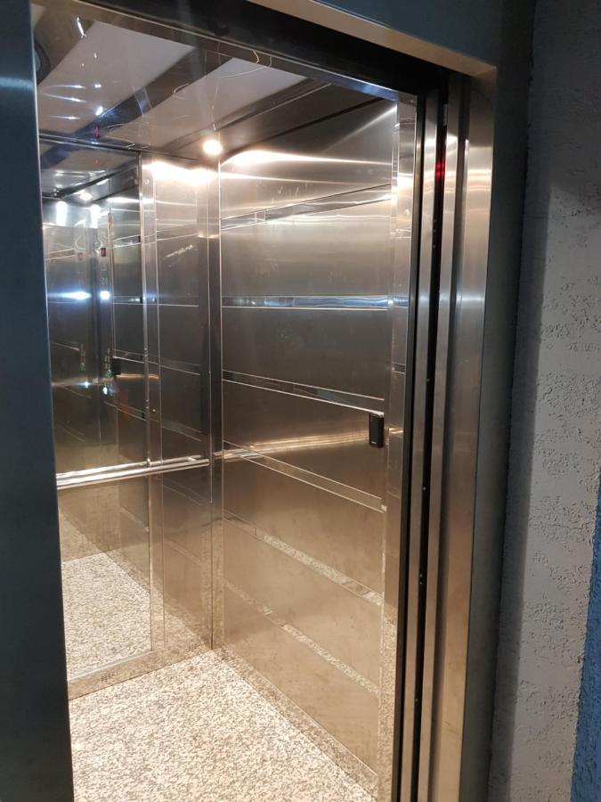 Central Star Кутаиси Екстериор снимка