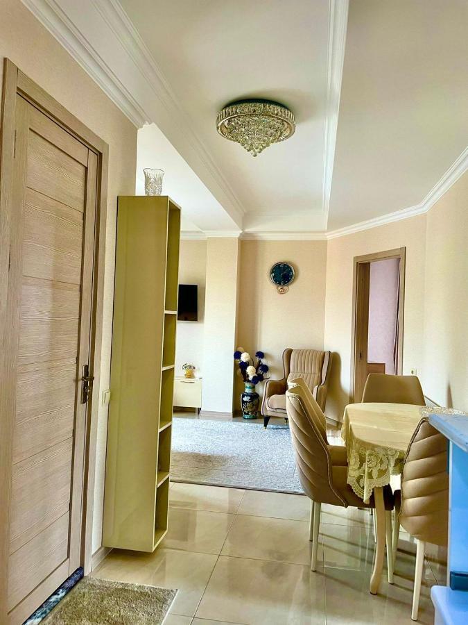 Central Star Кутаиси Екстериор снимка